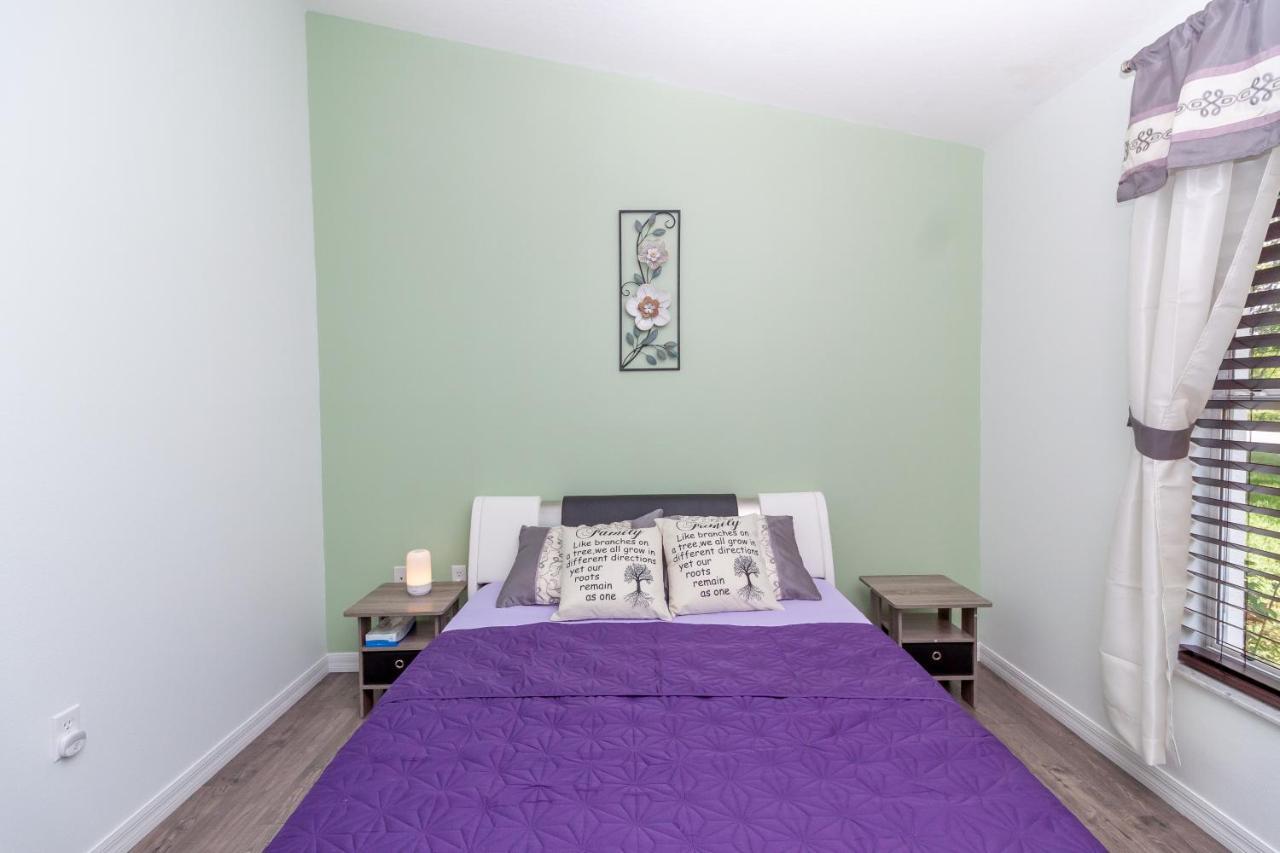 Gorgeous Fully Furnished 2-Bedroom Luxury Villa 키시미 외부 사진